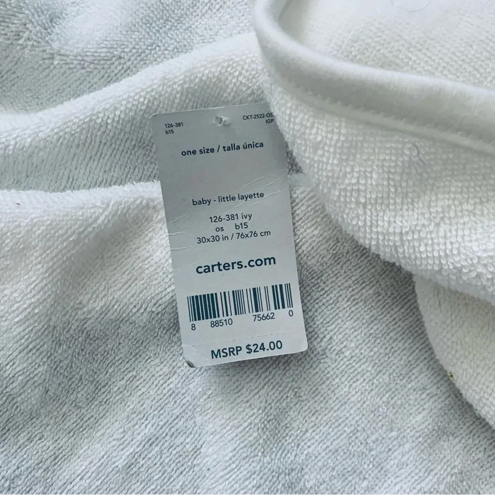 Carter's Baby Giraffe Hooded Towel for Bathtime (Perfect for Boys or Girls)